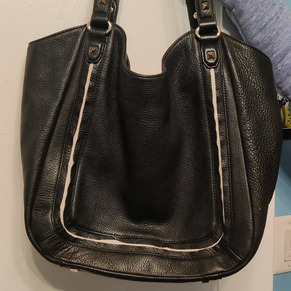 Black Vince Camuto Leather Handbag - Picture 1 of 7